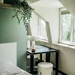 The Loft - Parking - Washer&dryer - Port View - Balcony Apartment