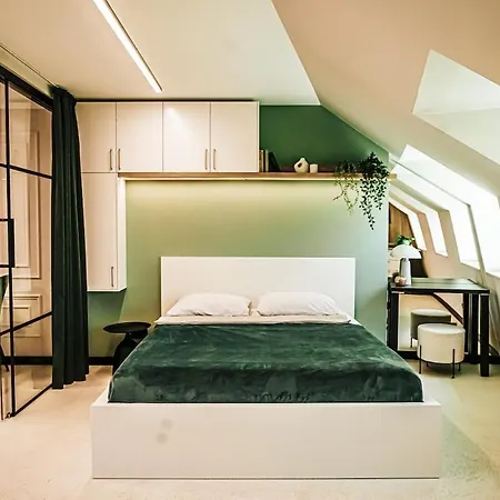 The Loft - Parking - Washer&dryer - Port View - Balcony Burgas